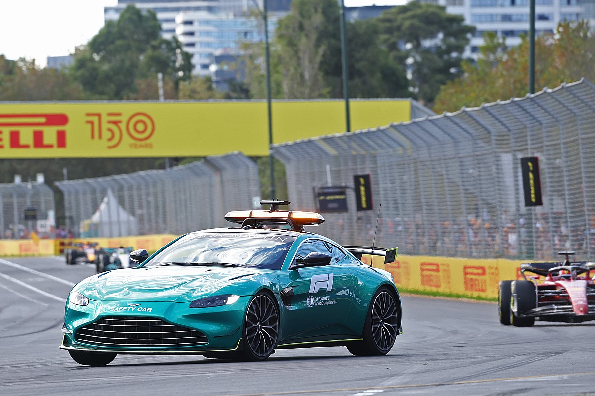 F1 must speed up “turtle” Aston Martin safety car