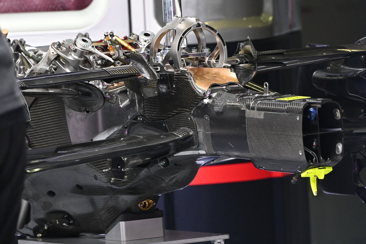 Red Bull Racing RB18 detail