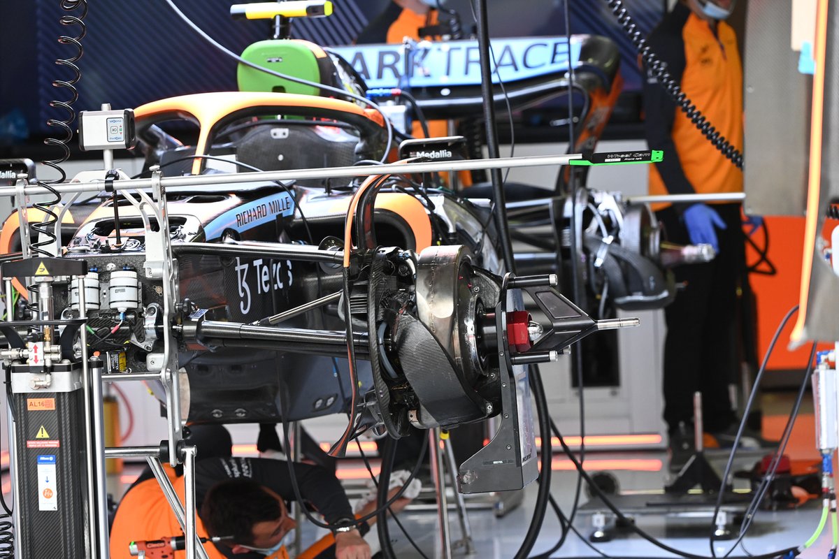 McLaren MCL36 details