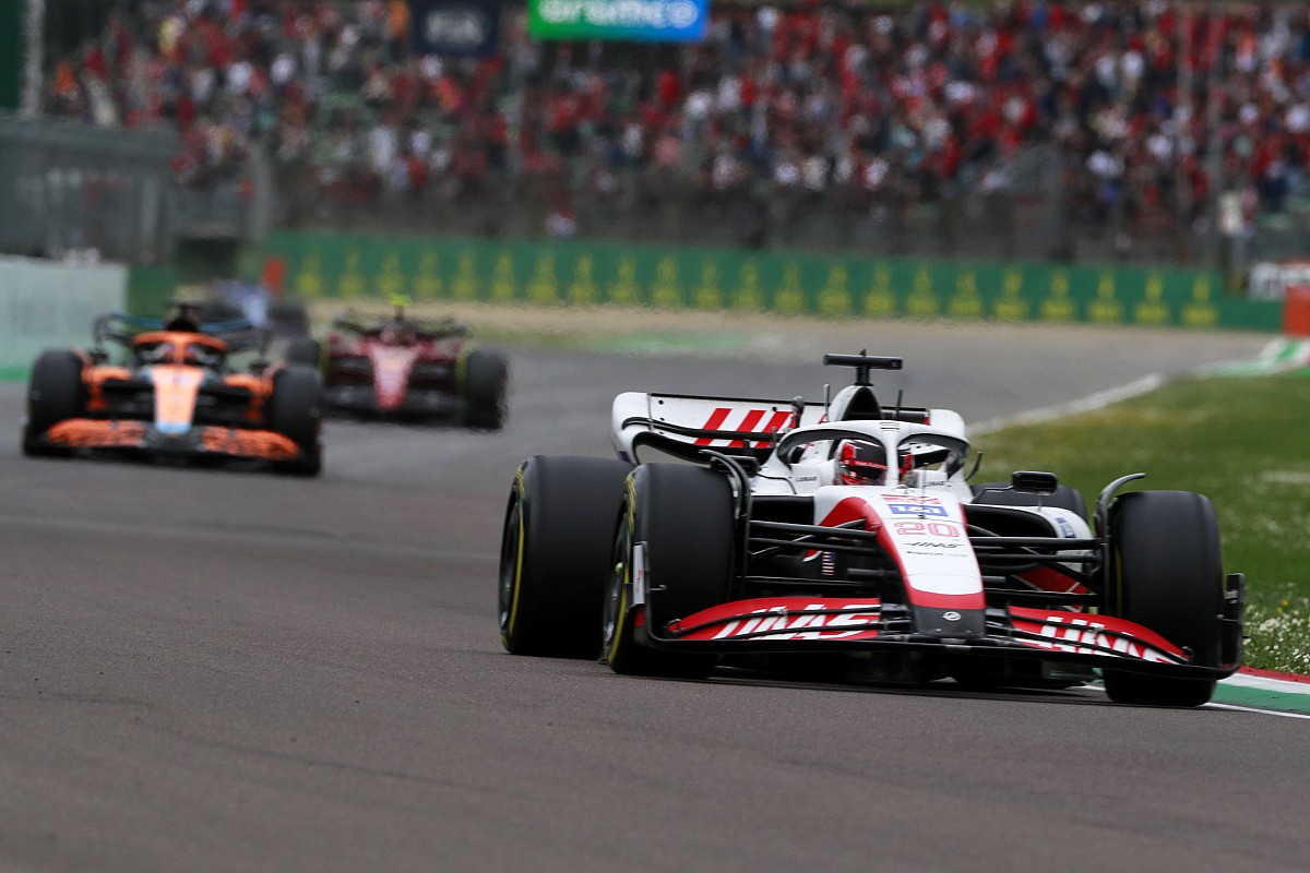 Magnussen rues wrong tire call for Imola F1 sprint race