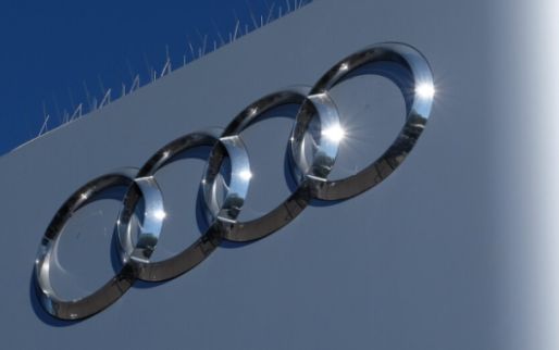 What four acquisition options does Audi have in Formula One and what may it cost?