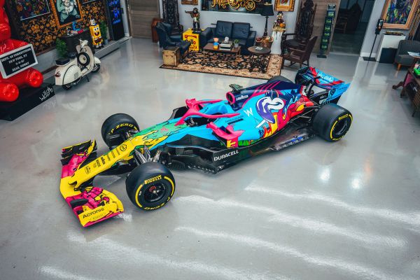 New Miami-themed Williams Monogram & Graffiti F1 car revealed in collaboration with artist Surge