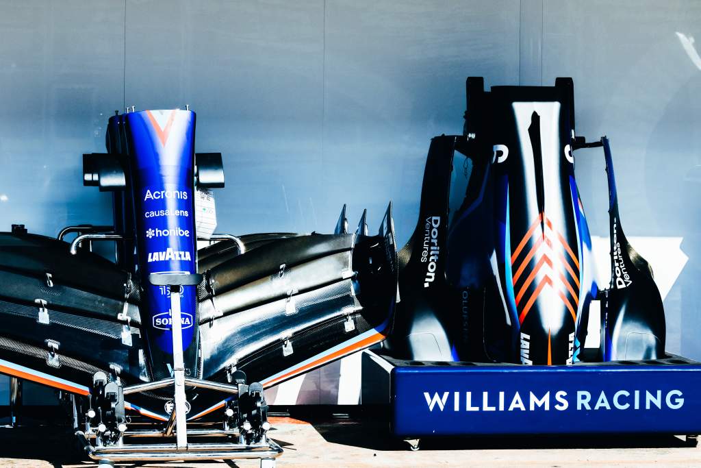 Williams F1 front and rear wings
