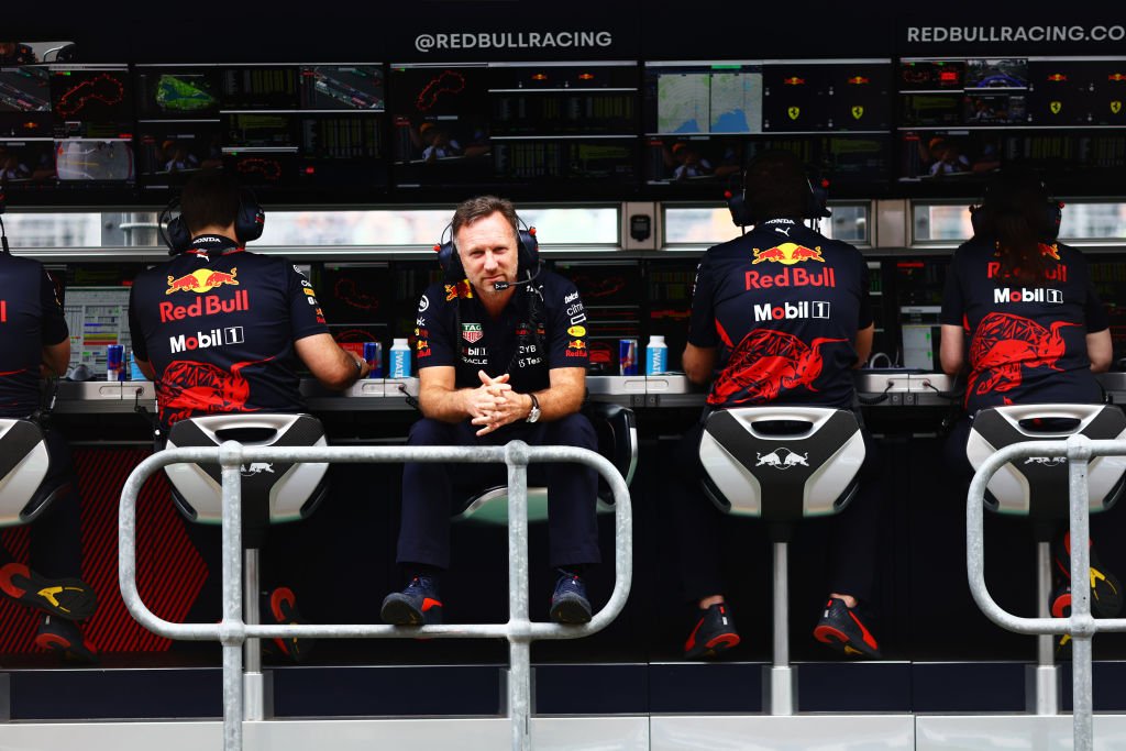 The F1 team members who sit on the pit wall during grands prix