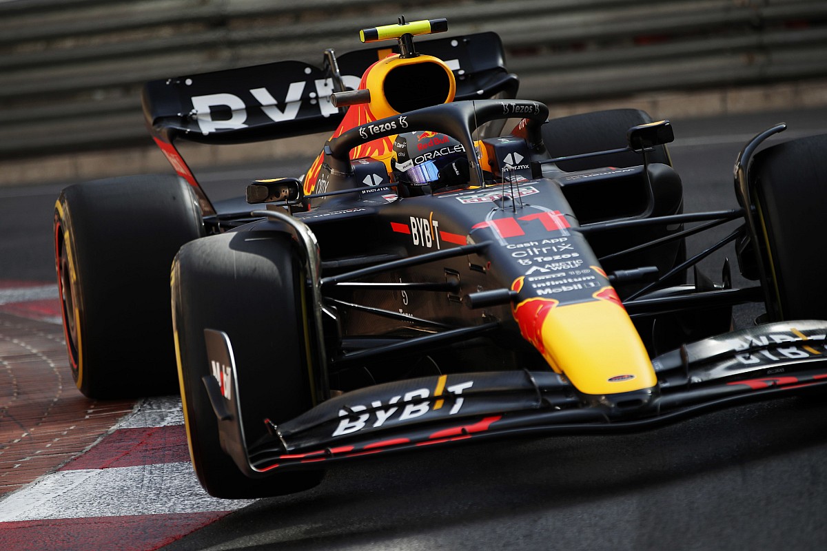 Perez pips Leclerc by 0.041s in final practice
