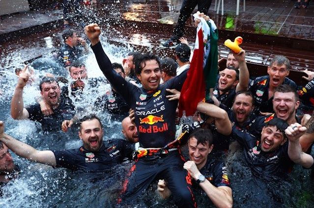 Sergio Prez commits future to Oracle Red Bull Racing until 2024