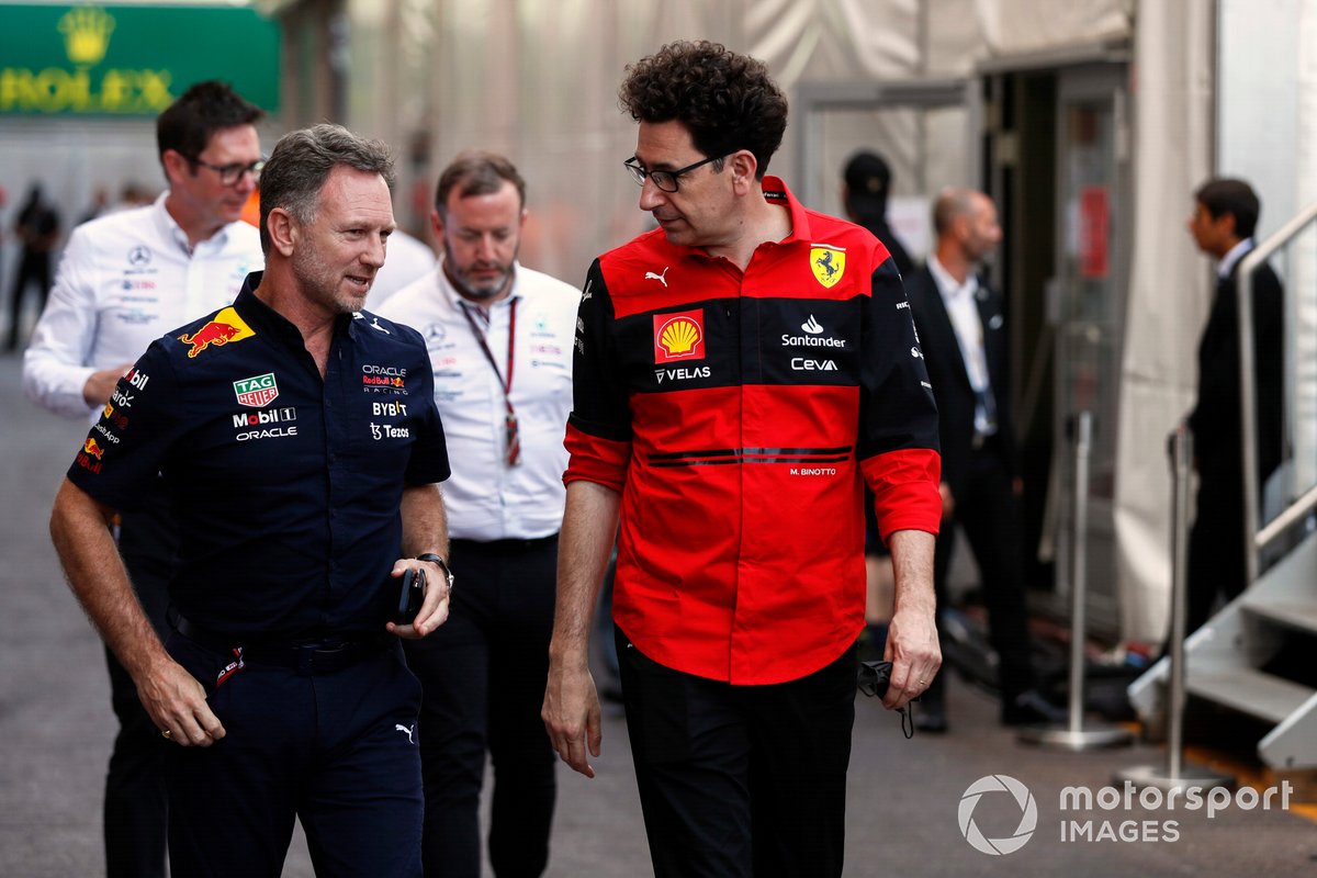 Christian Horner, Team Principal, Red Bull Racing, chats with Mattia Binotto, Team Principal, Ferrari 