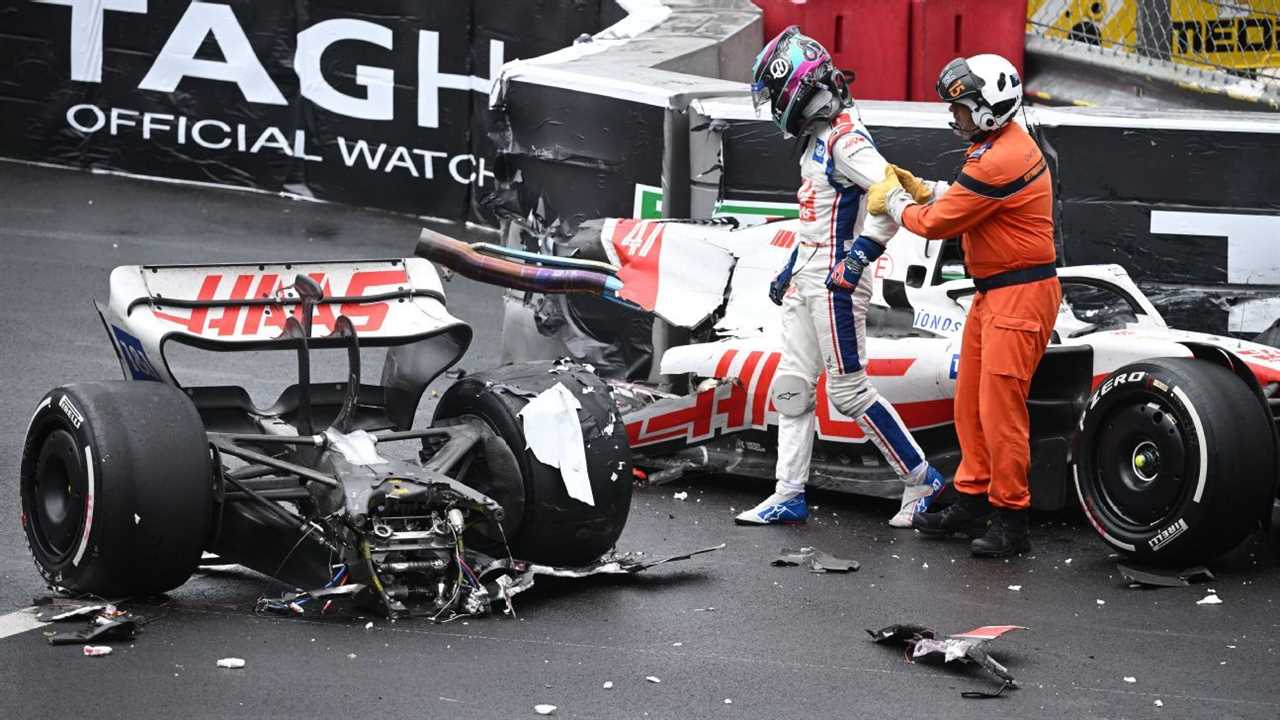 Haas F1 warns Mick Schumacher crashes 'cannot continue'