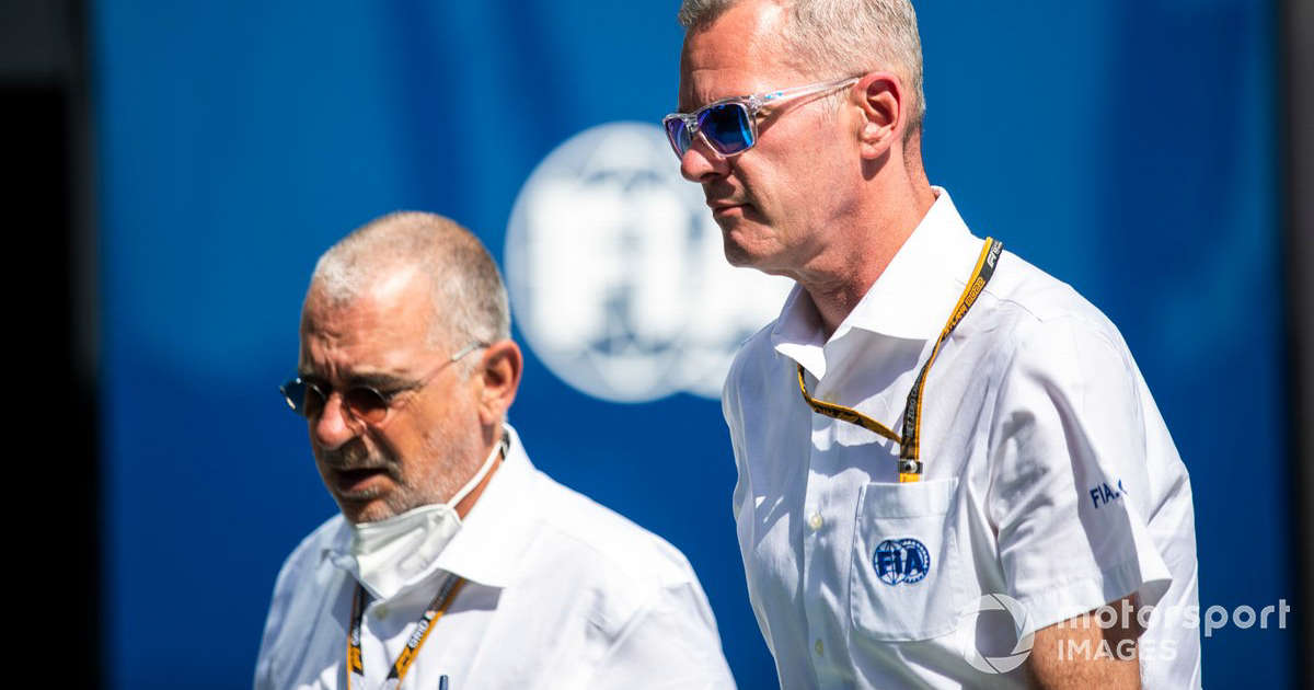 Two F1 race directors leading to more inconsistencies