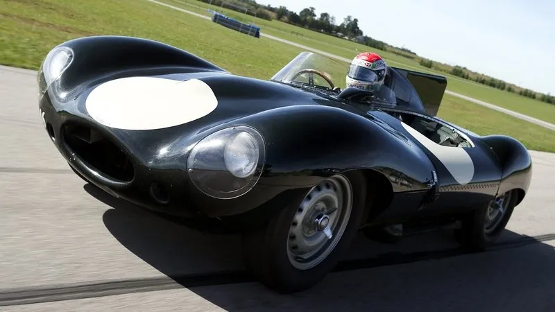 Jaguar D Type image