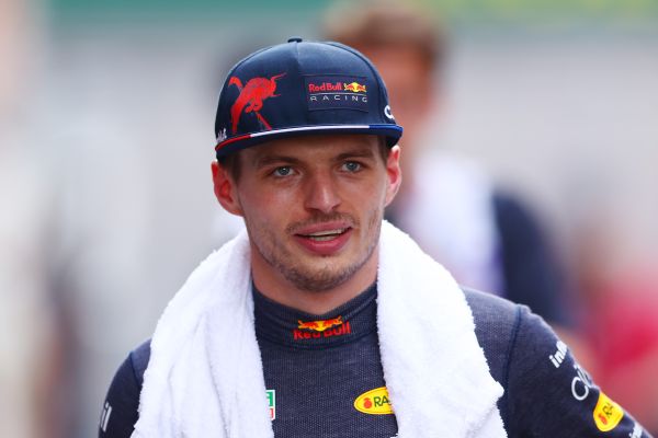 Canadian GP race result - Verstappen wins from Sainz and Hamilton