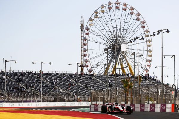 Haas F1 Saudi-Arabian GP practices -Not the perfect day