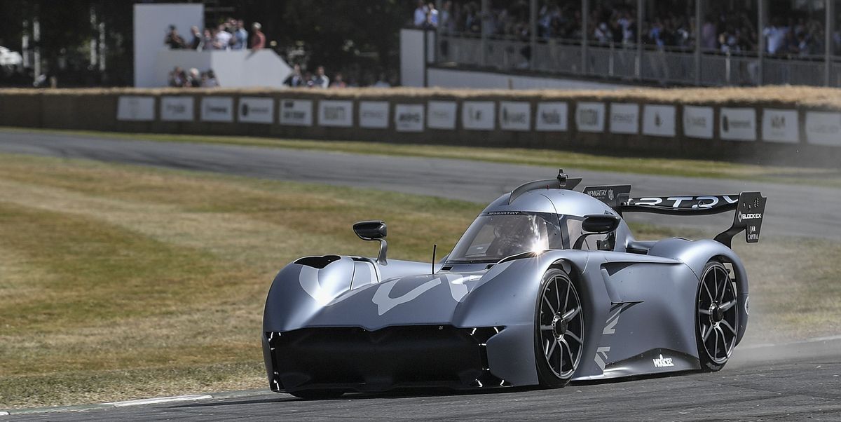 Watch an Electric Fan Car Break the Goodwood Hill Climb Record