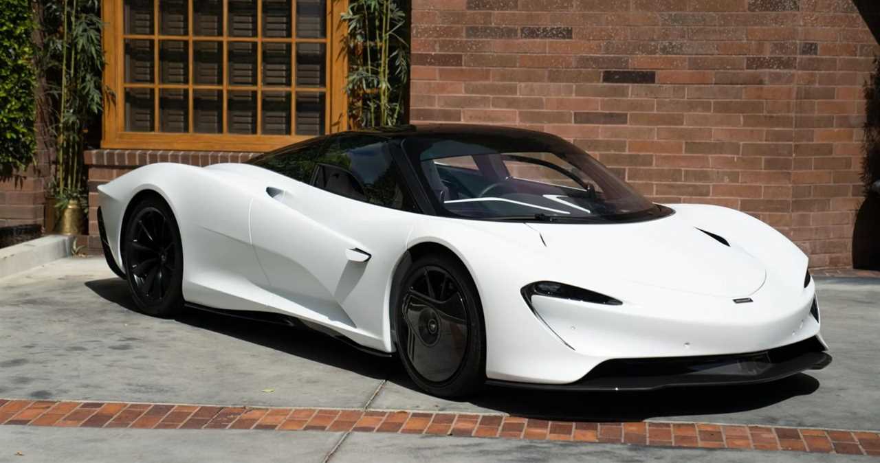 23 Mile McLaren Speedtail Auction Featured Image