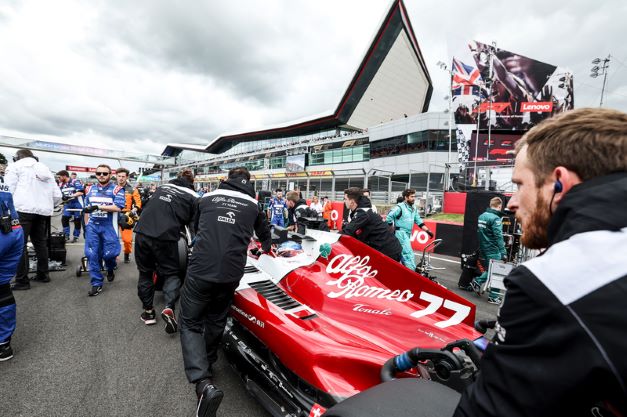 Alfa Romeo F1 Team ORLEN British GP race – HALO save life