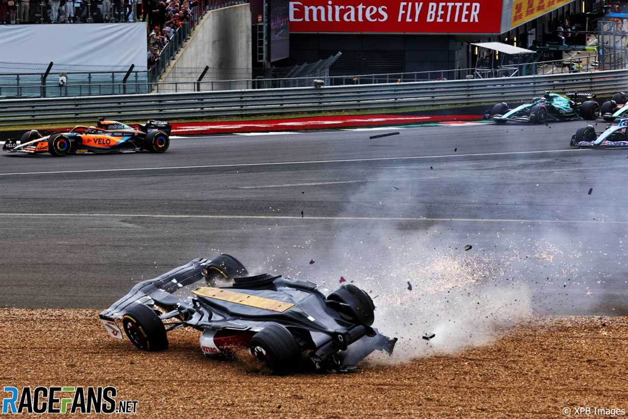 Guanyu Zhou, Alfa Romeo, Silverstone, 2022