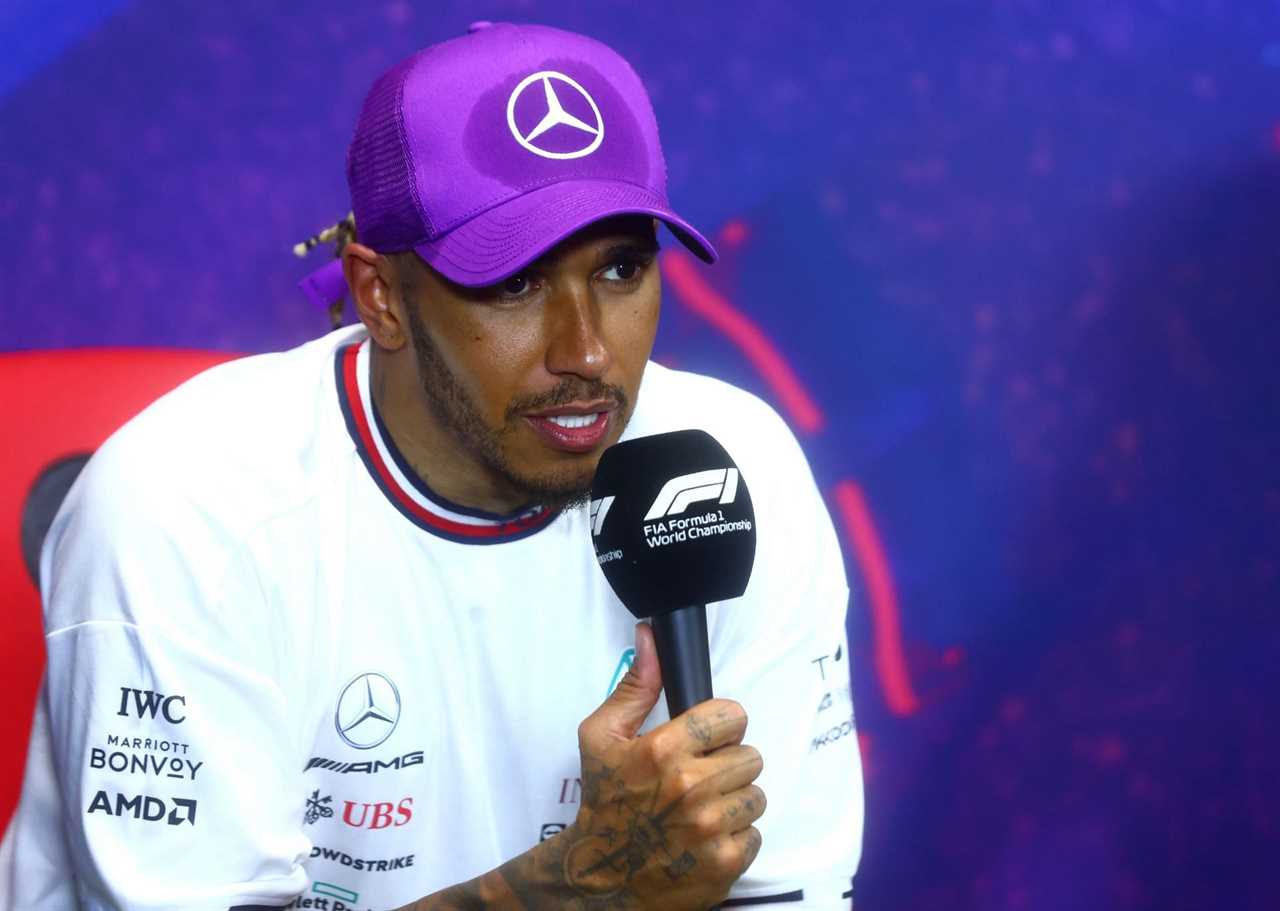 Lewis Hamilton has a fan in Stuard Broad.