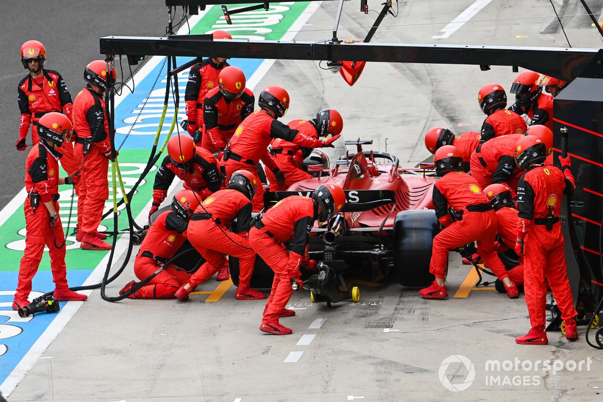 Charles Leclerc, Ferrari F1-75, makes a pit stop