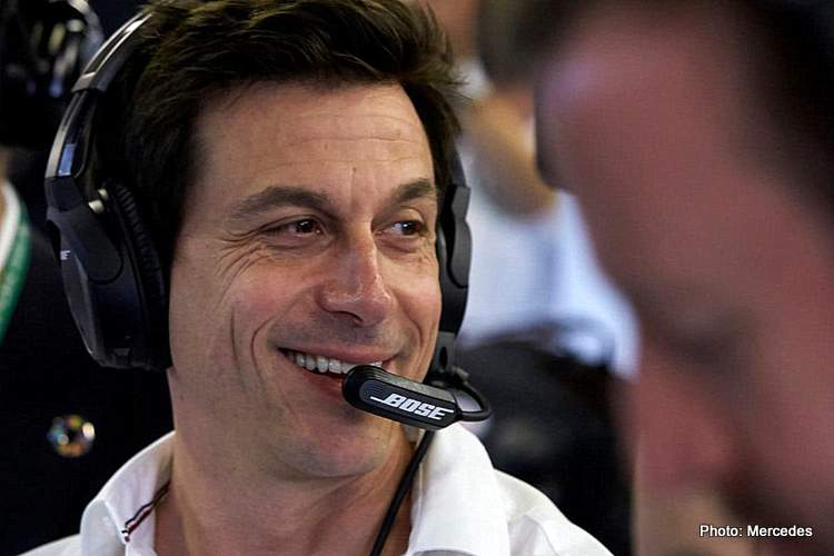 toto wolff smiling mercedes