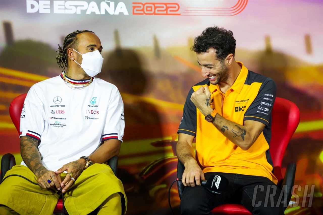 Lewis Hamilton reflects on his contracts and says: Daniel Ricciardo still has a place in F1 |  F1