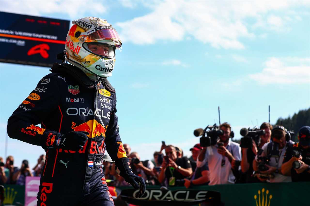 Fernando Alonso and Lewis Hamilton at the Belgian Grand Prix.