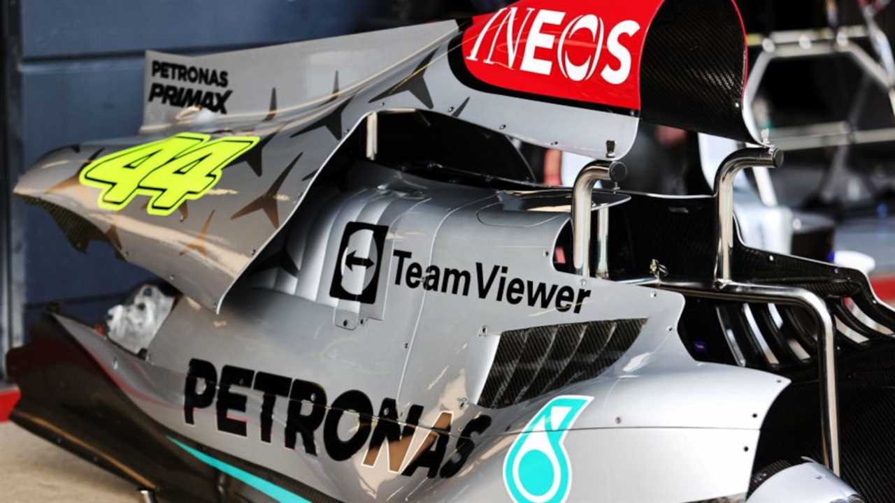 Clock ticking with Mercedes still 'undecided' on their F1 2023 concept : PlanetF1