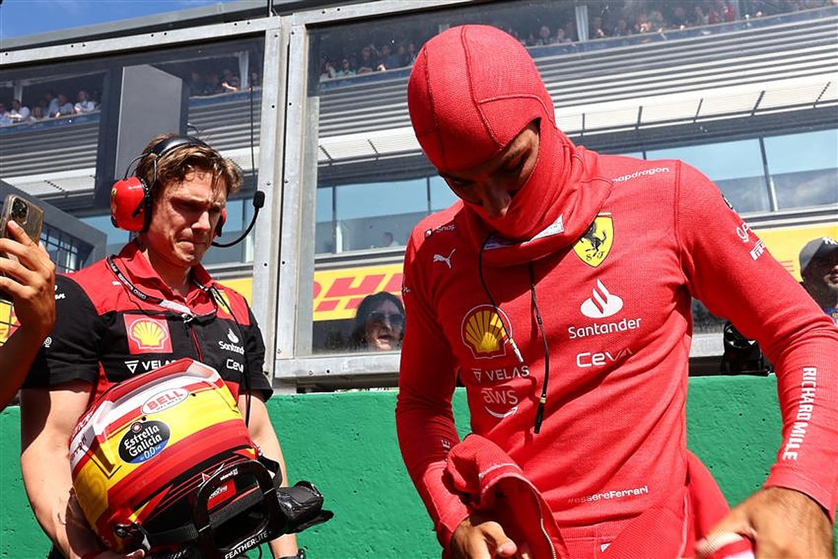 Carlos Sainz hoping for better Ferrari 'hunting ground' in Max Verstappen's back yard