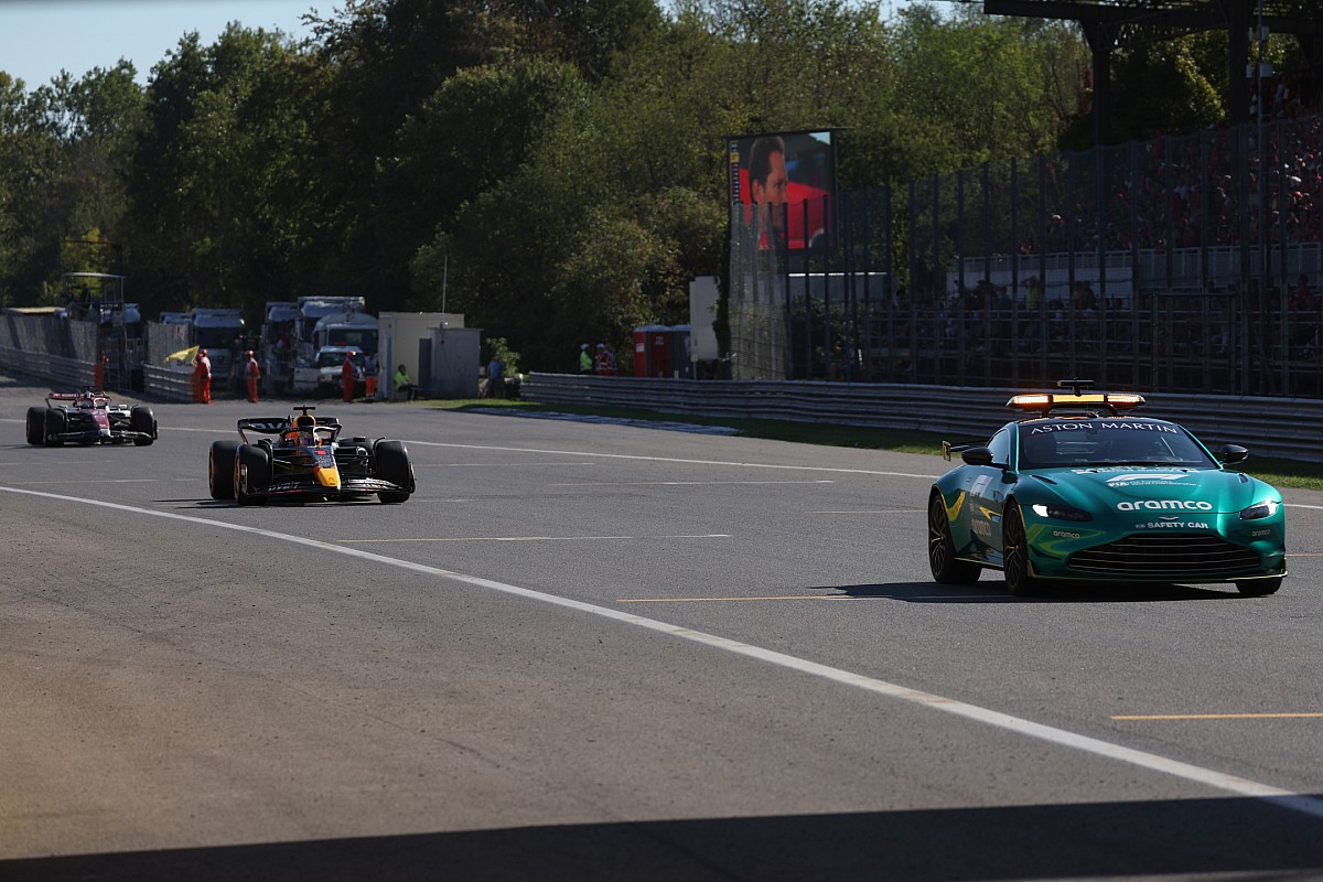 Ferrari says FIA should've done a "better job" with F1 Italian GP safety car