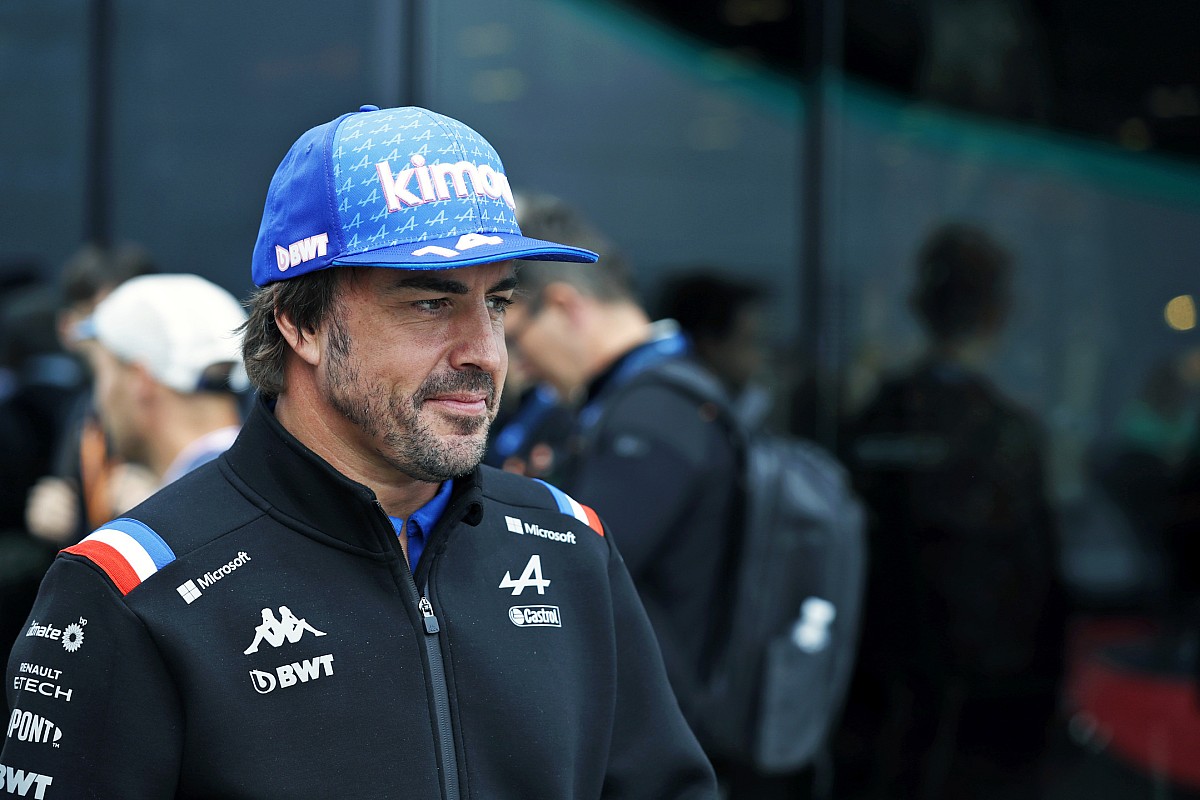 Aston Martin does not share Alpine's F1 concerns over Alonso's age