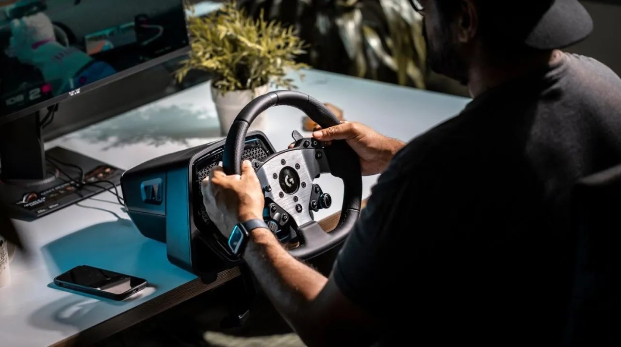 Logitech Presents Its New Direct Drive Wheel