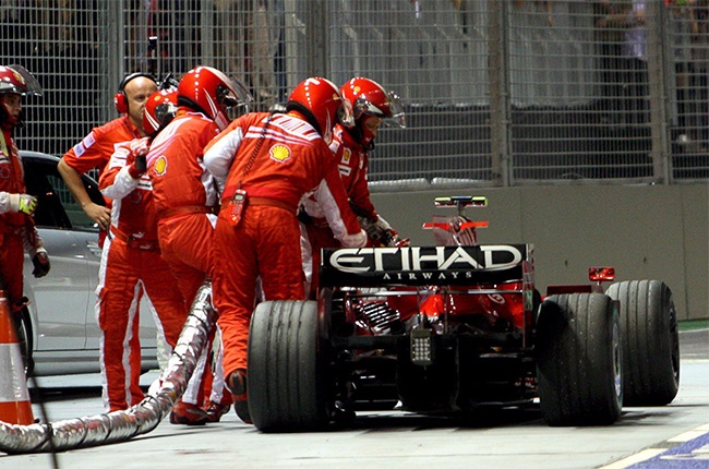 F1 Gold |  How a stuck fuel pipe dashed Felipe Massa's 2008 championship hopes