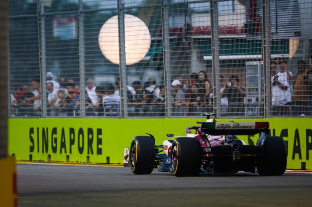 Alfa Romeo F1 Team ORLEN Singapore GP practice – a positive Friday at Marina Bay