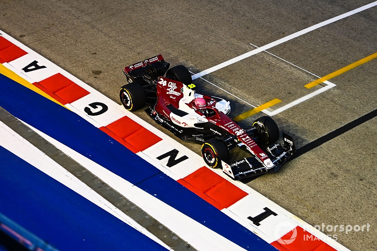 Alfa Romeo F1 team fined €10,000 over tire breach