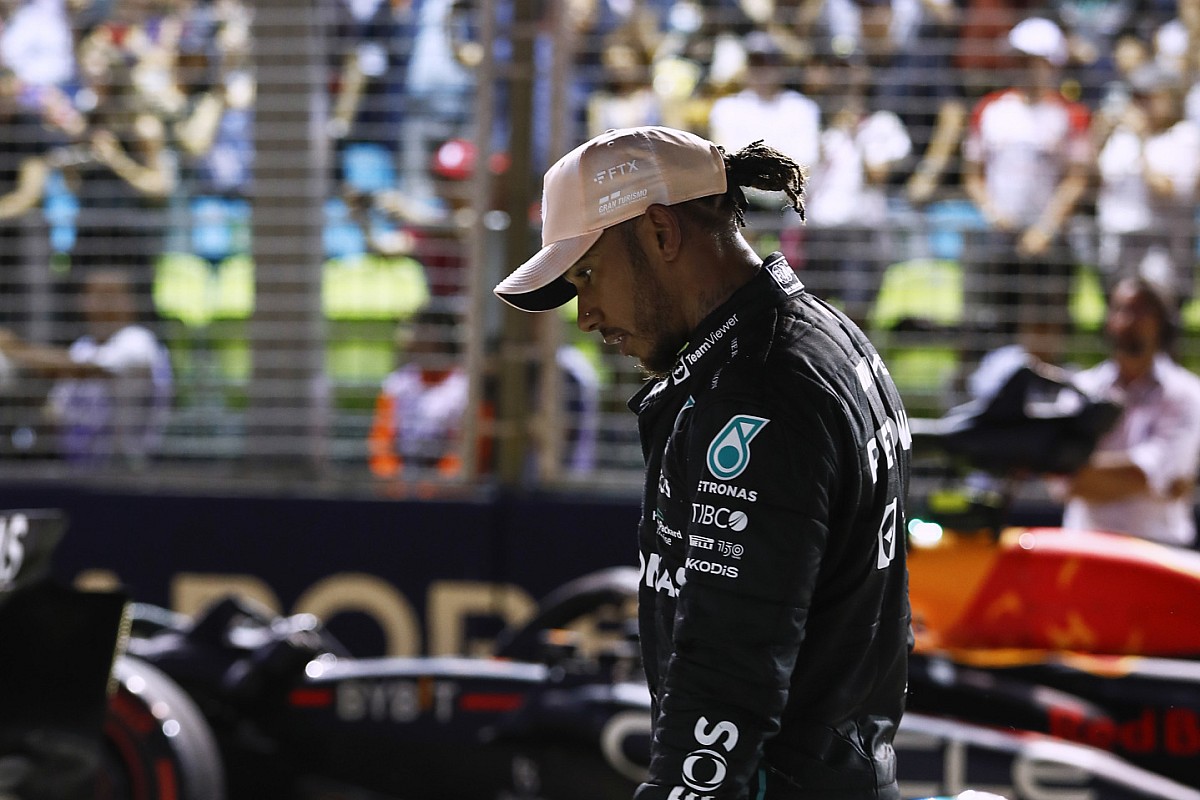 Mercedes summoned over inaccurate F1 scrutineering form