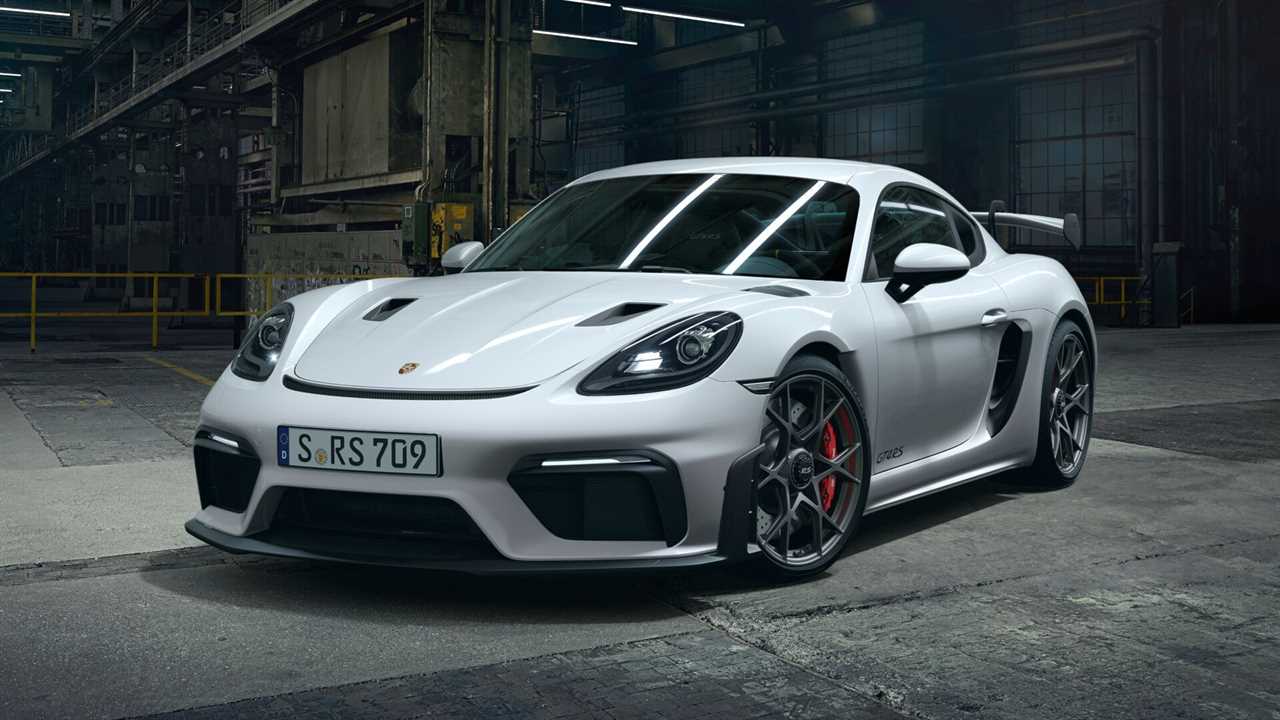 Driven: The Porsche 718 Cayman GT4 RS.  This Or A 911 GT3?