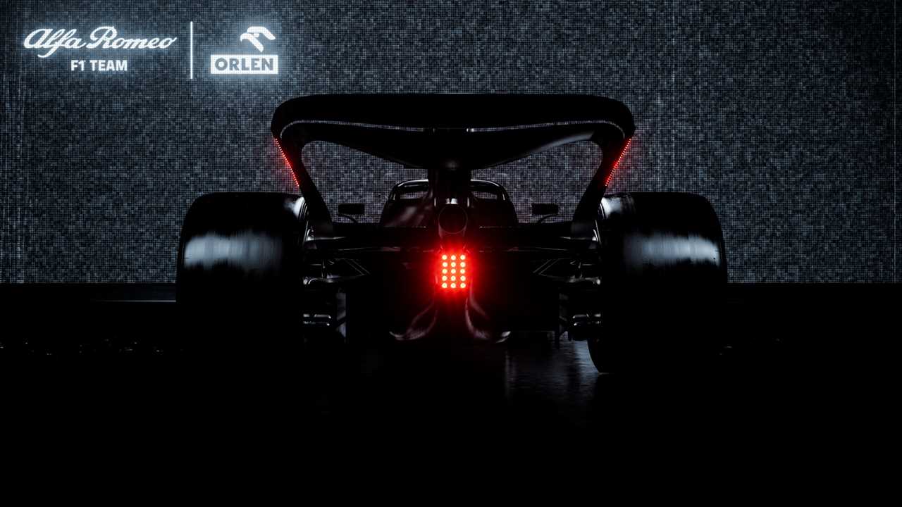 WATCH: Alfa Romeo F1 Team ORLEN Unveil Its New C42 Race Car!