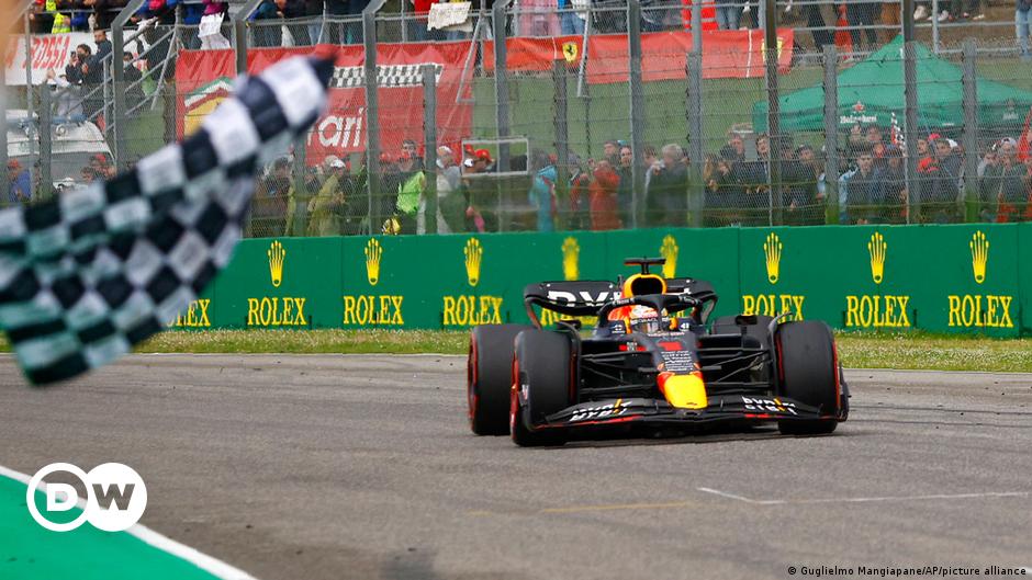 F1: Verstappen and Red Bull embarrass Ferrari at Imola |  Sports |  German football and major international sports news |  DW