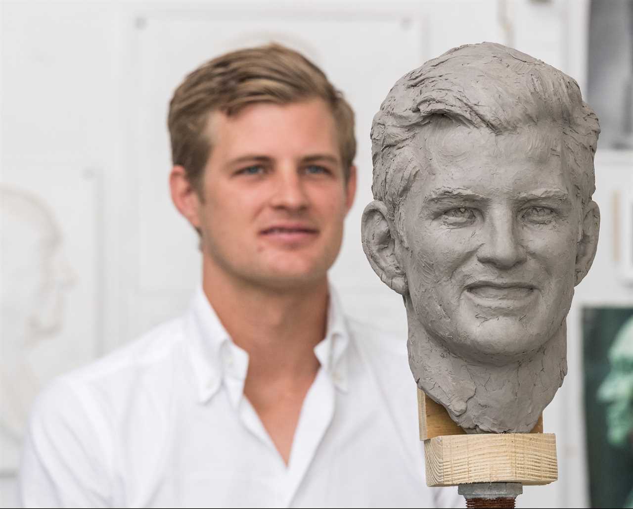 Marcus Ericsson ready for clay close-up Borg-Warner Trophy