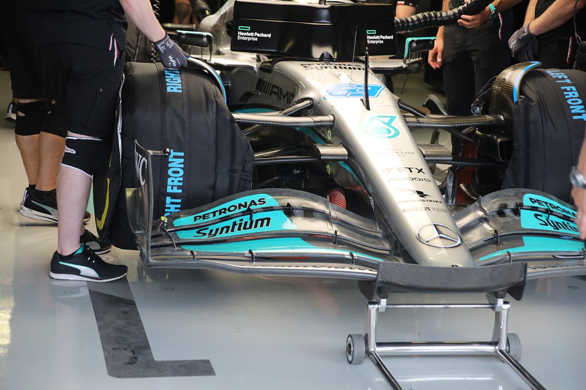 Mercedes W13 front wing detail