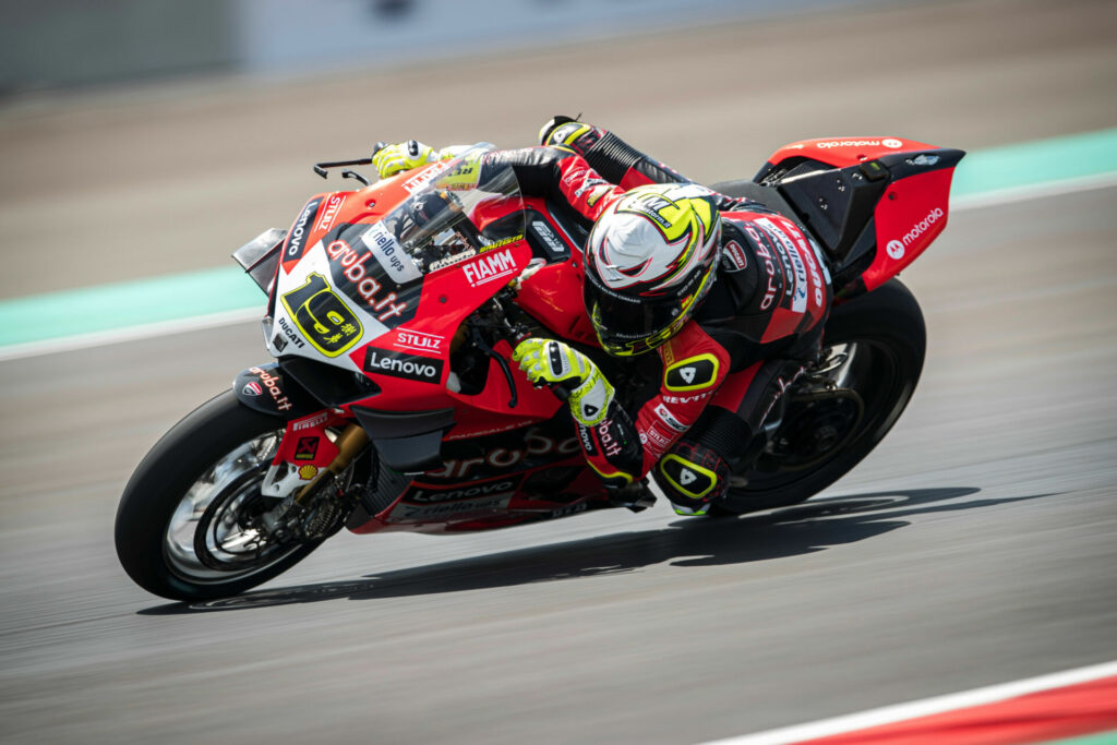 Alvaro Bautista (19). Photo courtesy Ducati.