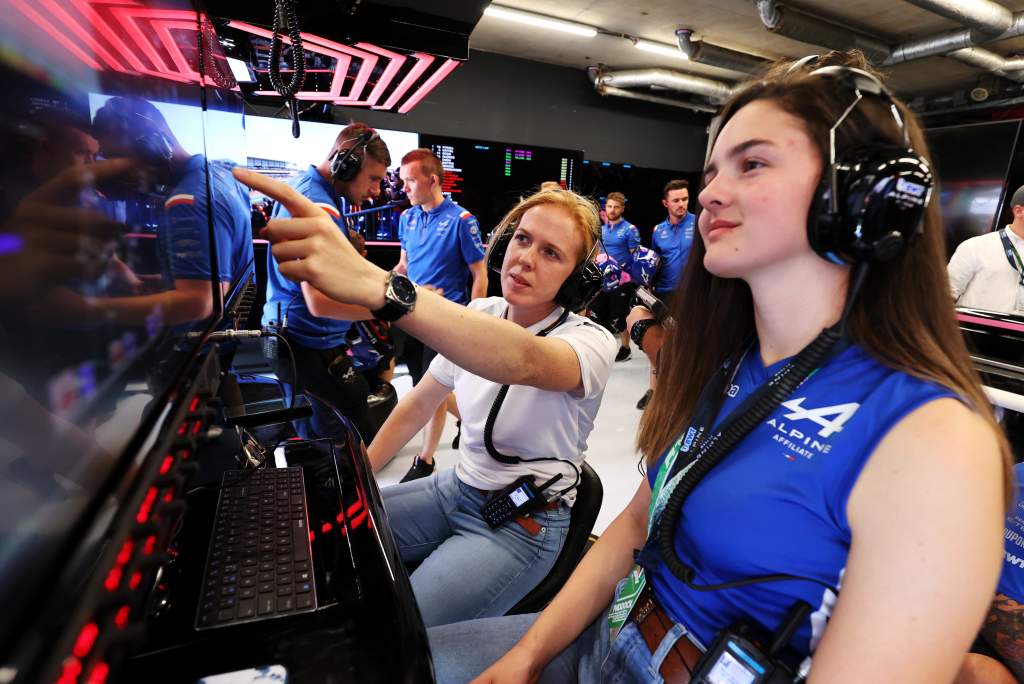 Is F1 right to set up its own all-female series?  Our verdict