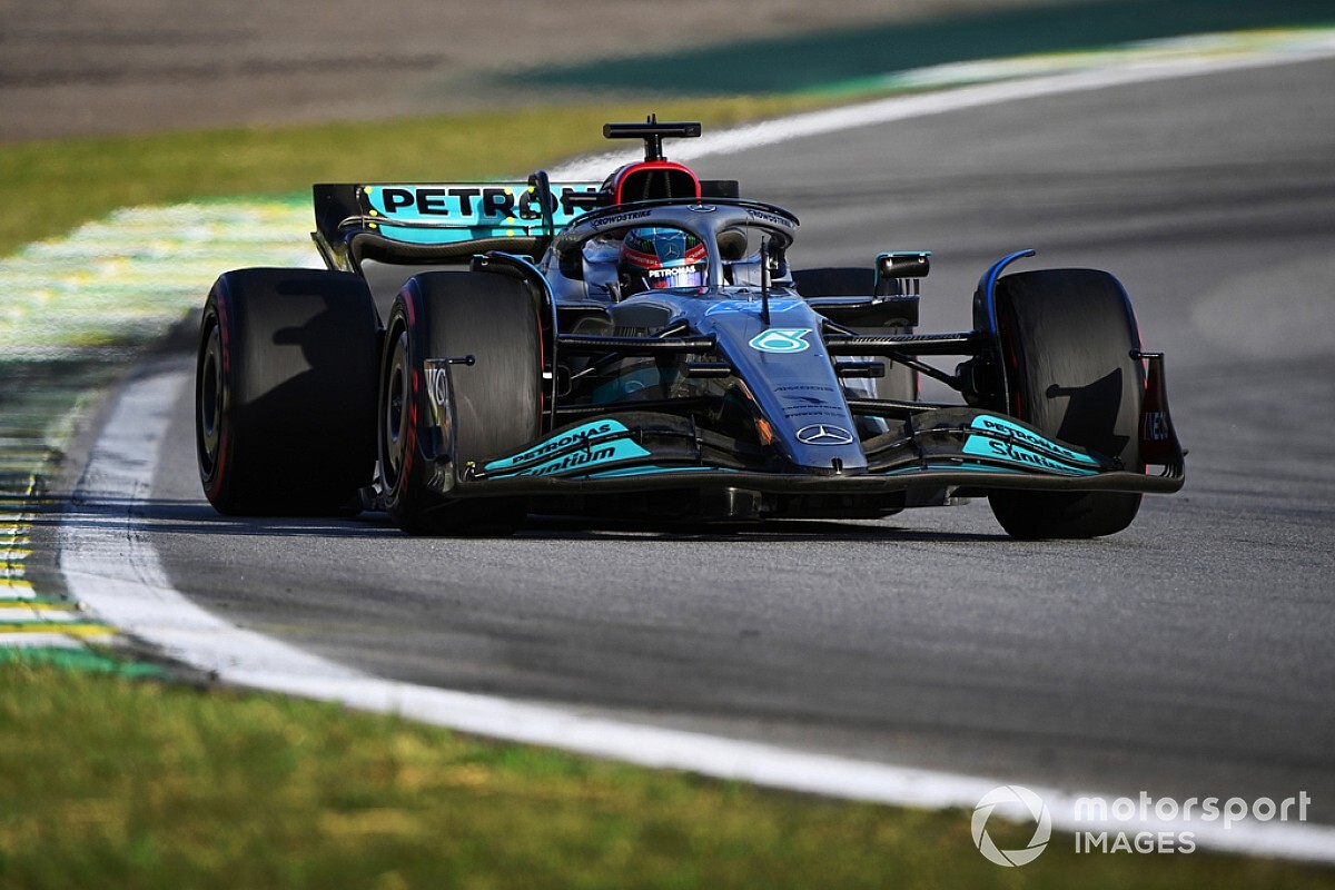 Russell leads Mercedes 1-2 after Hamilton/Verstappen collide