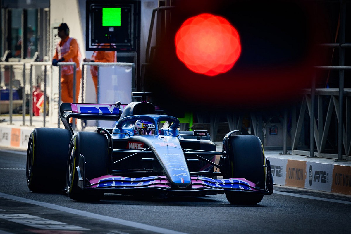 DNF to end F1 season in Abu Dhabi was "summary of the year"