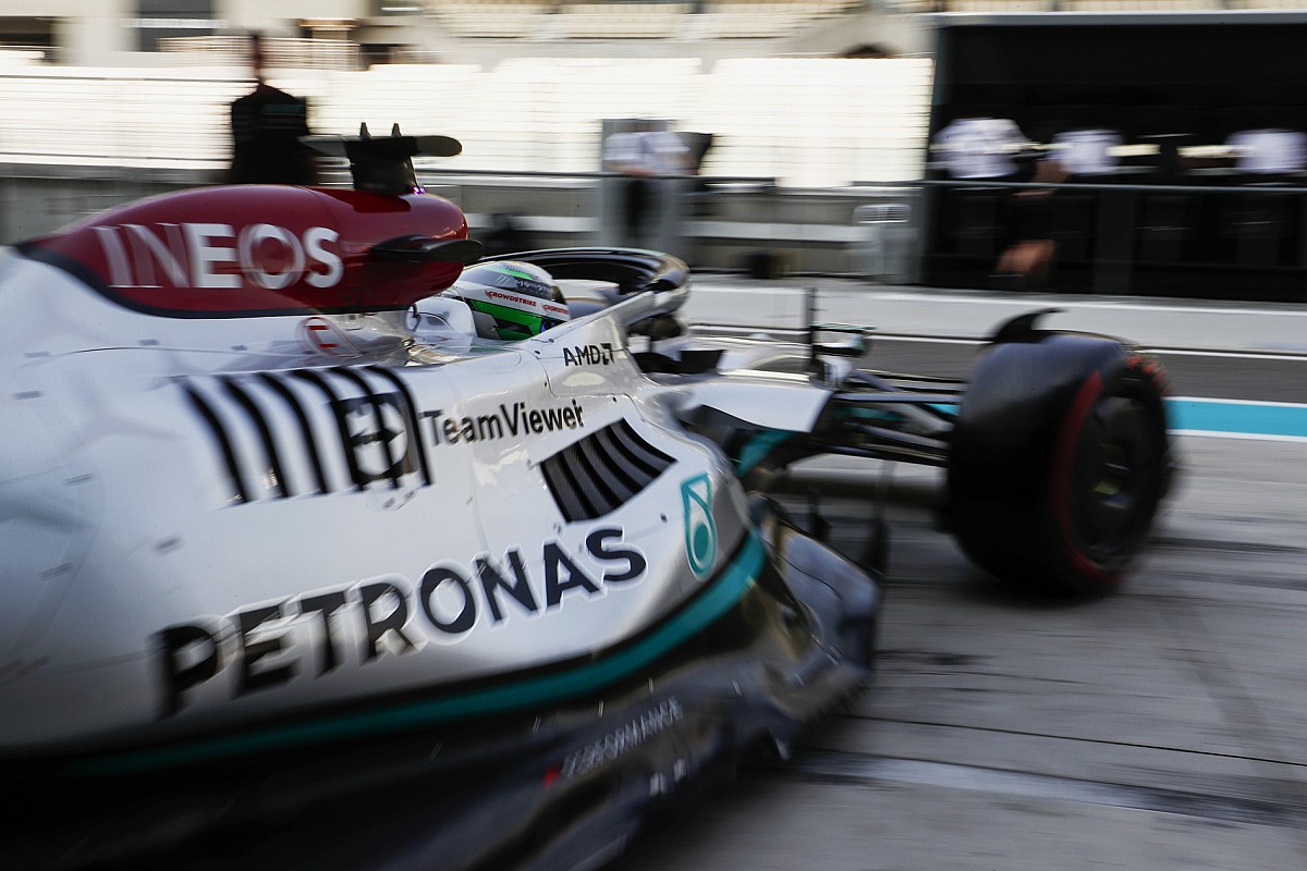 Mercedes still does not understand all the quirks of W13 F1 car