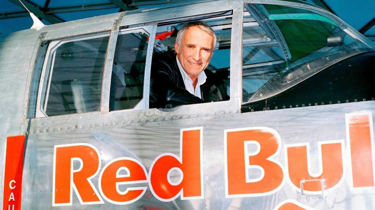 Red Bull founder Dietrich Mateschitz dies at the age of 78  STERN.de