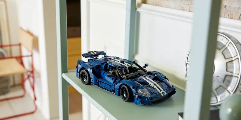 This Nearly 1500-piece Ford GT Headlines 2023's Newest Lego Cars