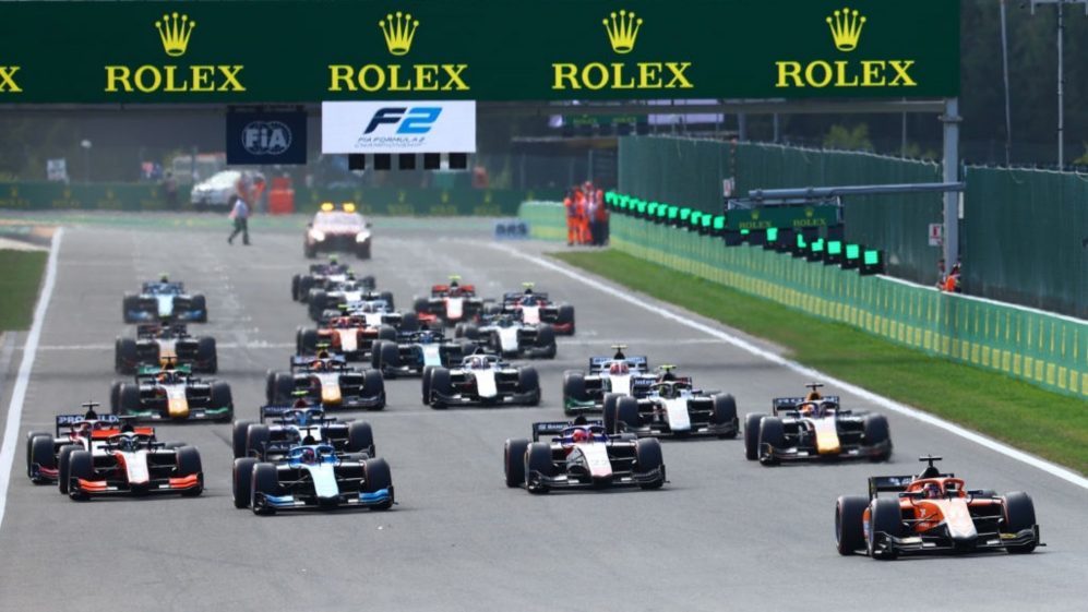 SPA, BELGIUM - AUGUST 28: Felipe Drugovich of Brazil and MP Motorsport (11) leads the field into turn one at the start during the Round 11:Spa-Francorchamps Feature race of the Formula 2 Championship at Circuit de Spa-Francorchamps on August 28 , 2022 in Spa, Belgium.  (Photo by Alex Pantling - Formula 1/Formula Motorsport Limited via Getty Images)