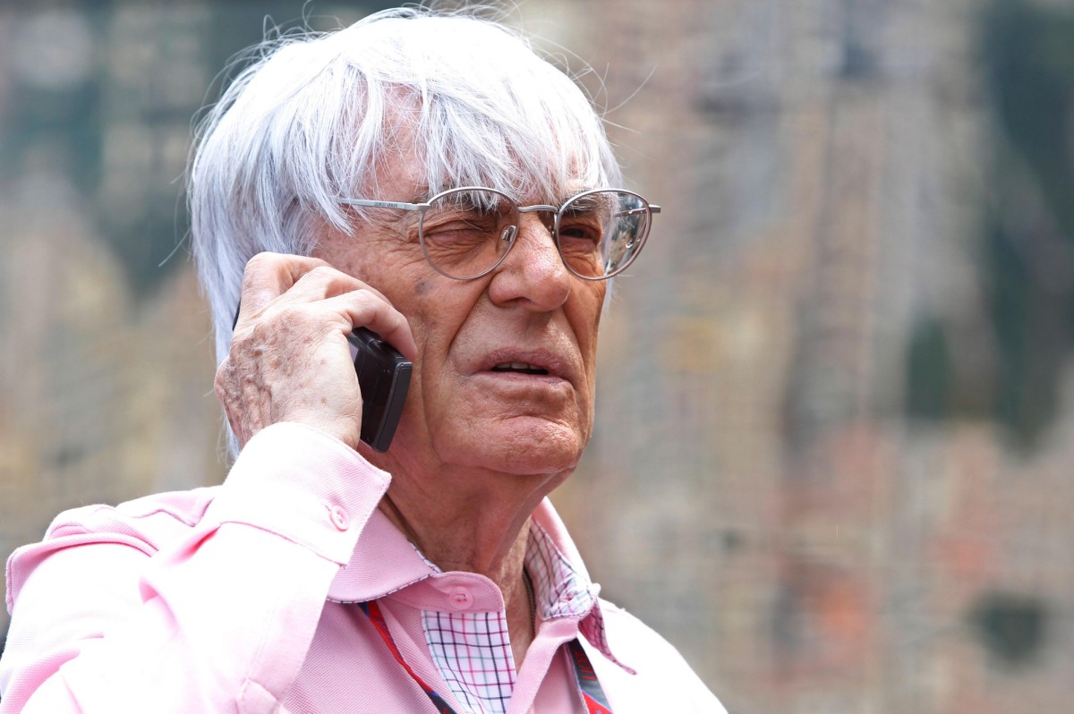 Lewis Hamilton News: Bernie Ecclestone Reveals He Offered To "Pay The Difference" To Bring F1 Champ To Mercedes - F1 Briefings