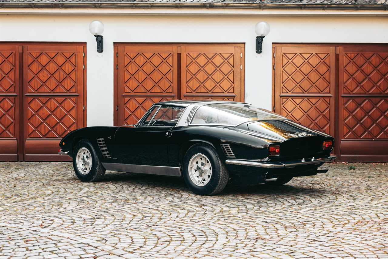 Stunning early consignments, Louvre location, headline RM Sotheby’s Paris Auction