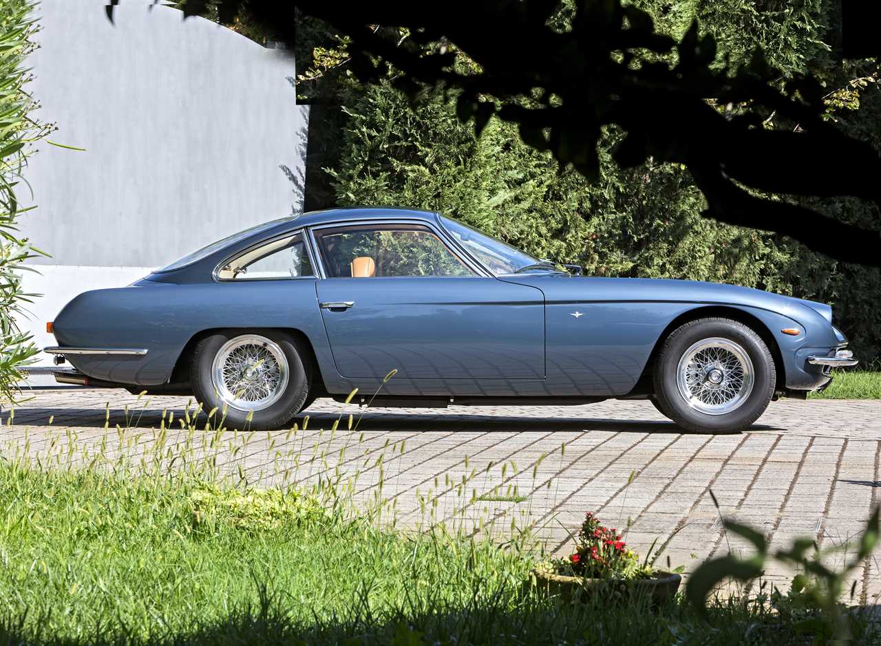 Stunning early consignments, Louvre location, headline RM Sotheby’s Paris Auction